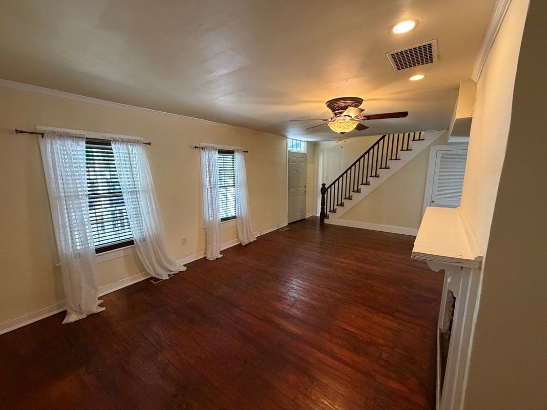 102 Frederick St - Photo 7 of 16
