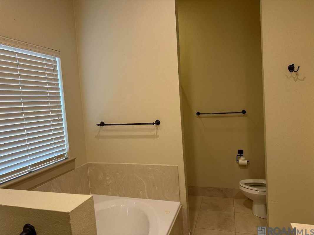 8952 Boone Dr - Photo 3 of 6