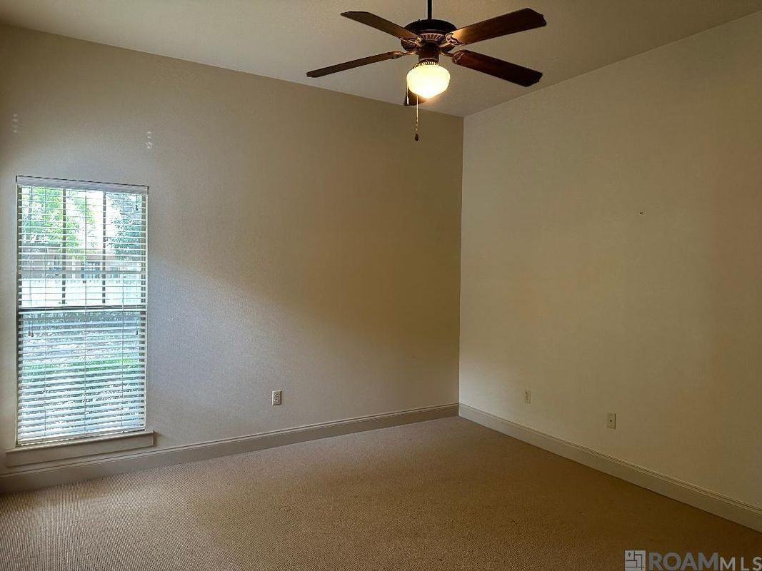 8952 Boone Dr - Photo 4 of 6