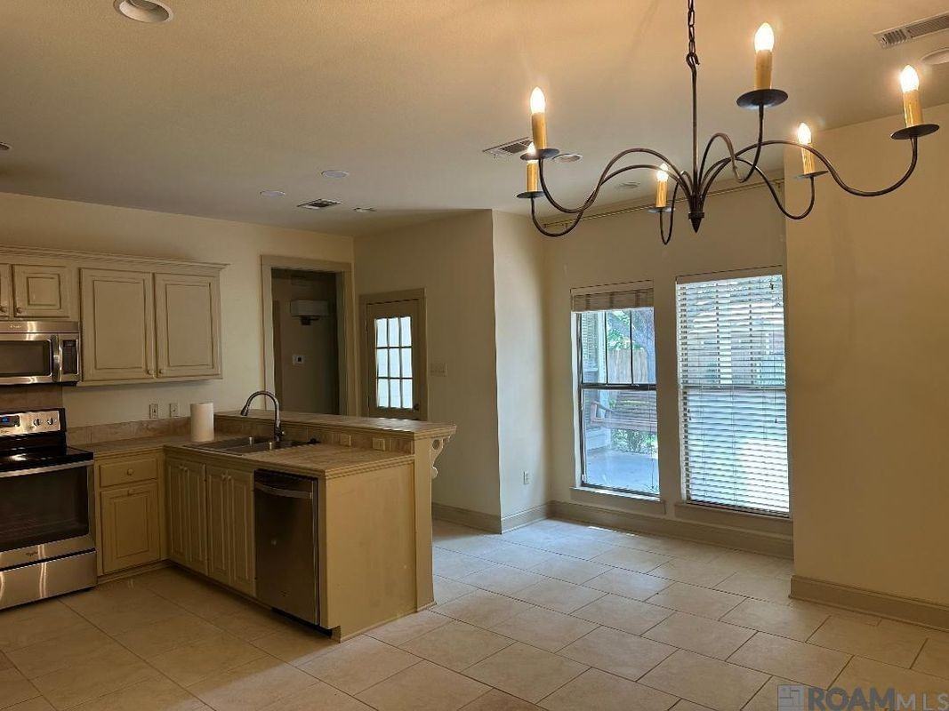 8952 Boone Dr - Photo 5 of 6