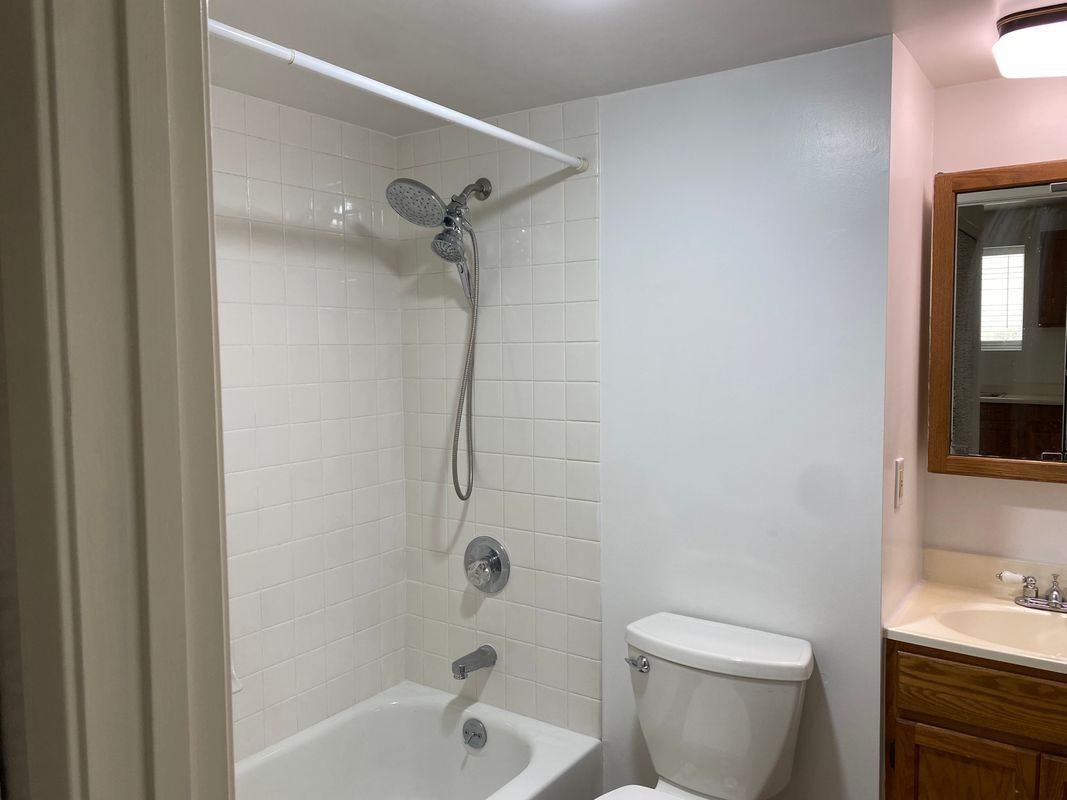 81 Camelot Ct - Photo 7 of 26