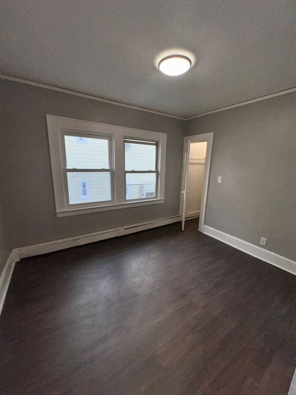 9 Rosedale Ave ##1 - Photo 3 of 8