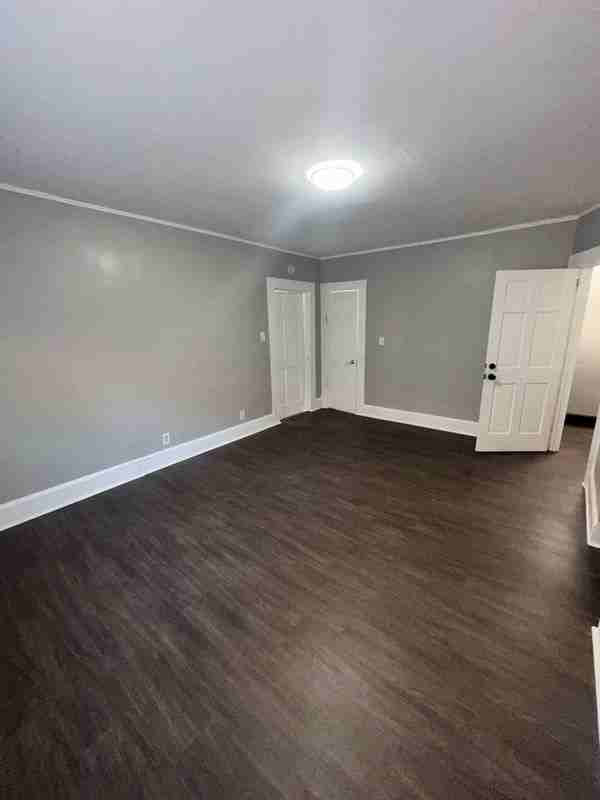 9 Rosedale Ave ##1 - Photo 7 of 8