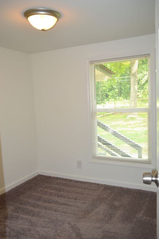26 Main St - Photo 6 of 9