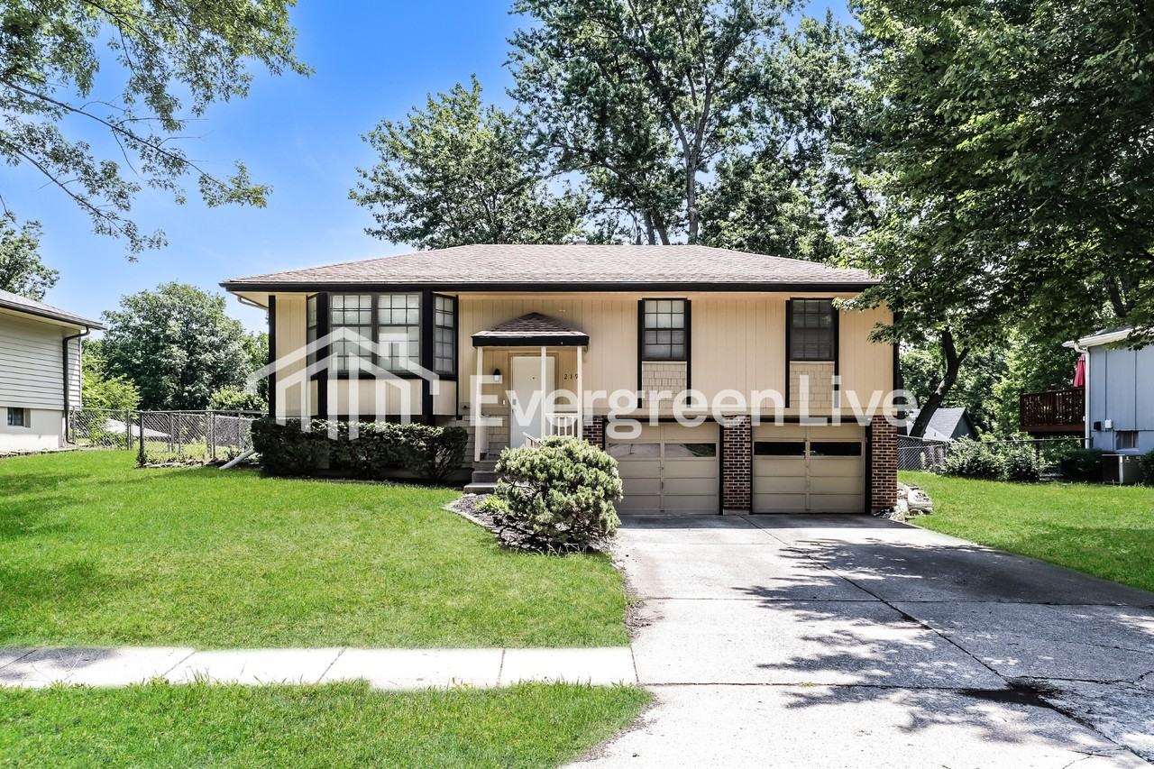 219 Se Bordner Dr