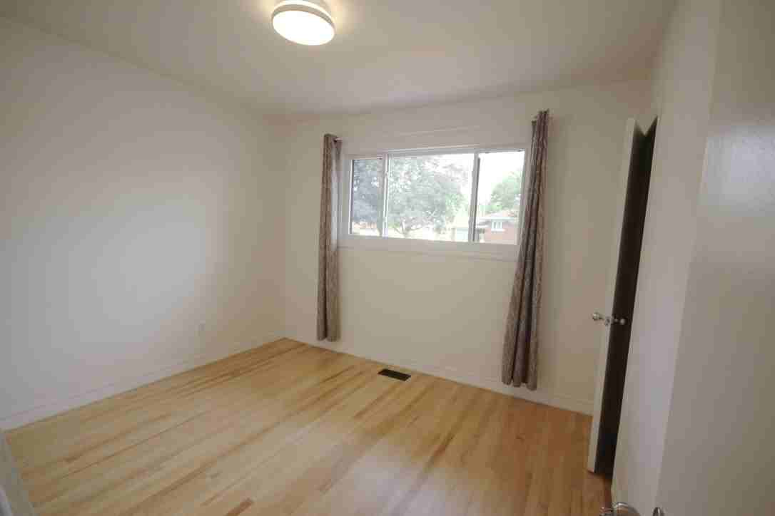 1954 Navaho Dr - Photo 4 of 10
