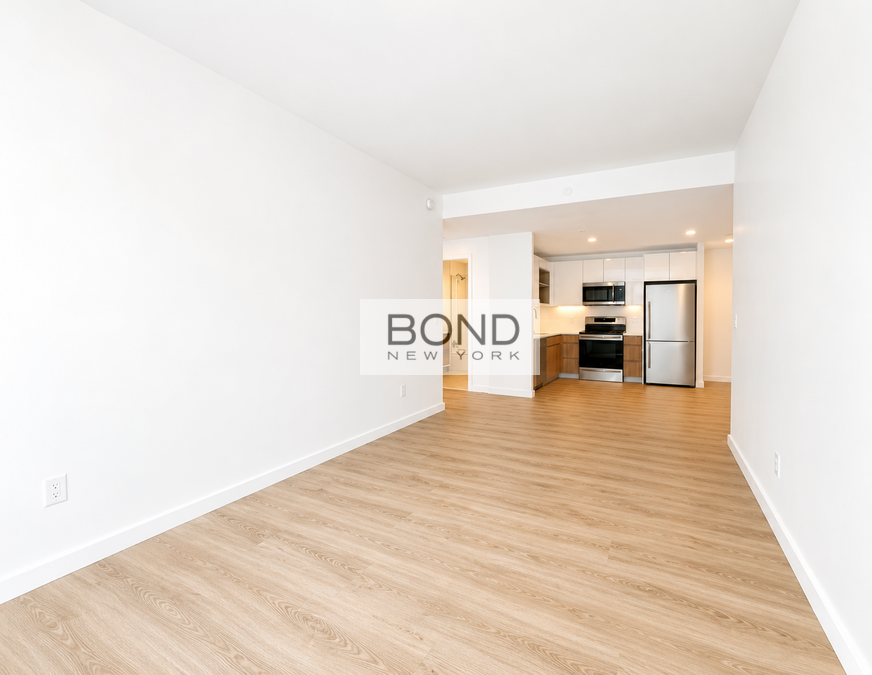 85 Commercial St #29N - Photo 5 of 9