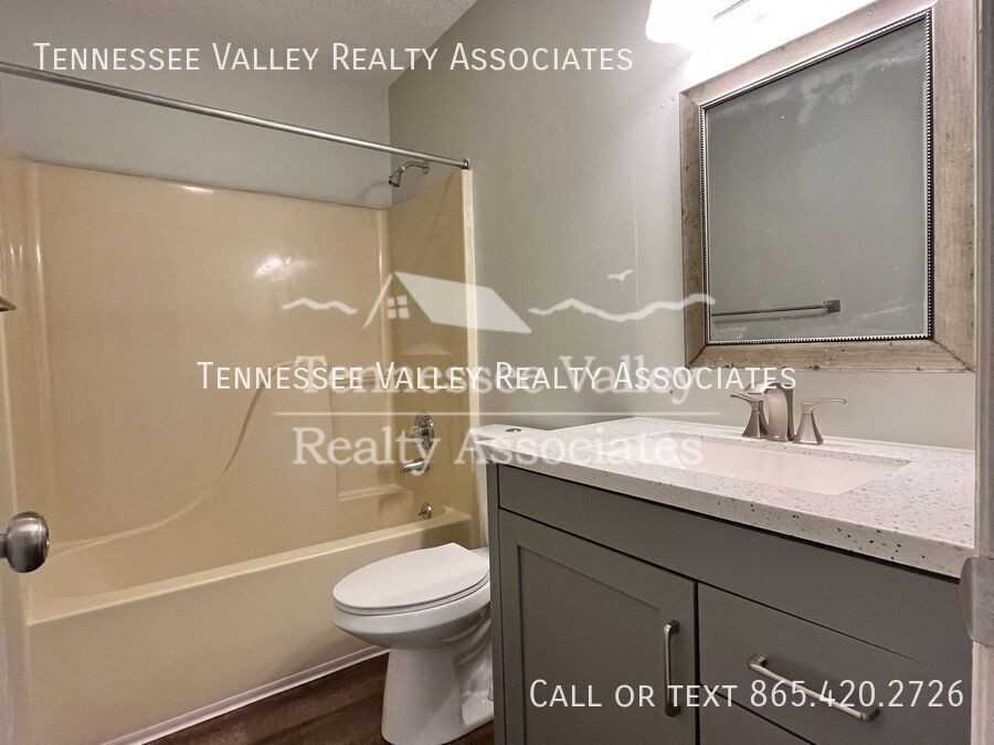 755 Kirk Ave - Photo 6 of 13