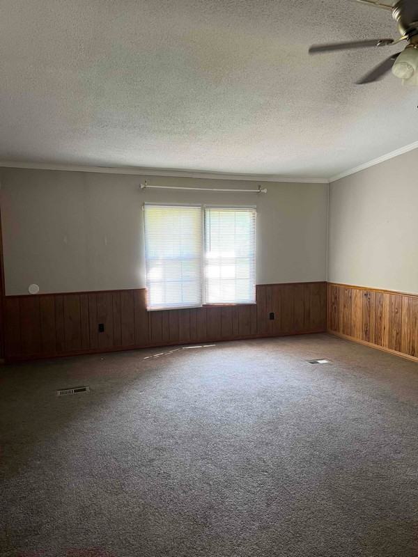 268 S Seymour Dr - Photo 3 of 11