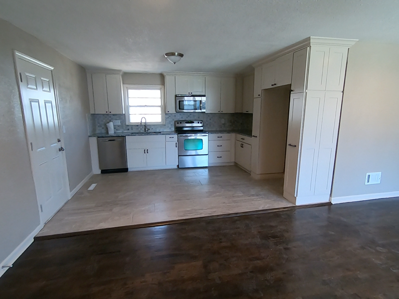 4812 Cleveland Ave - Photo 3 of 8