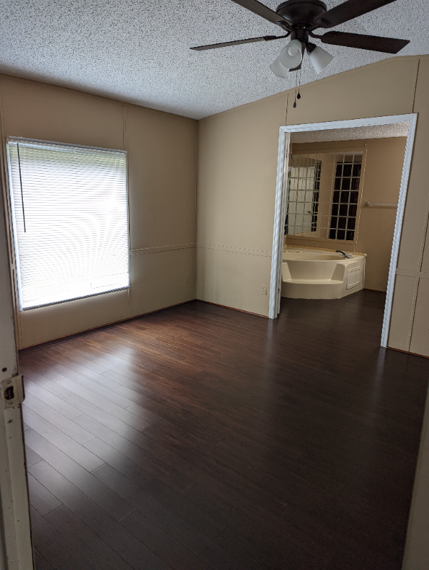 4601 Hazard Rd - Photo 7 of 11