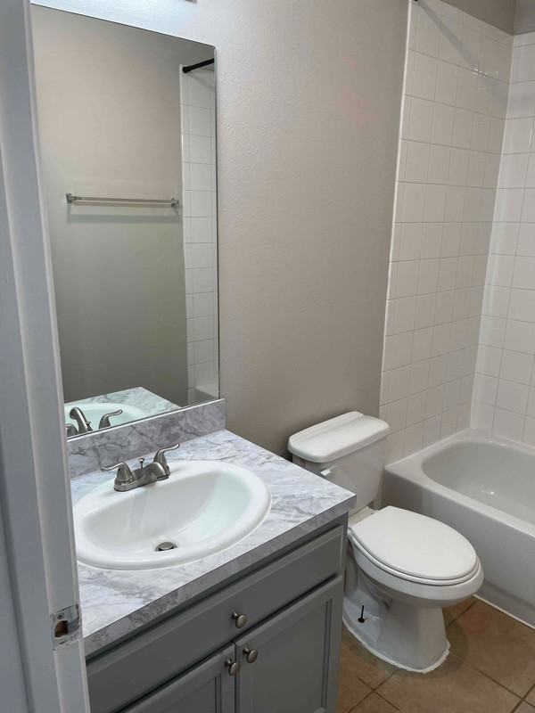 23395 Richards Rd #17A - Photo 7 of 12