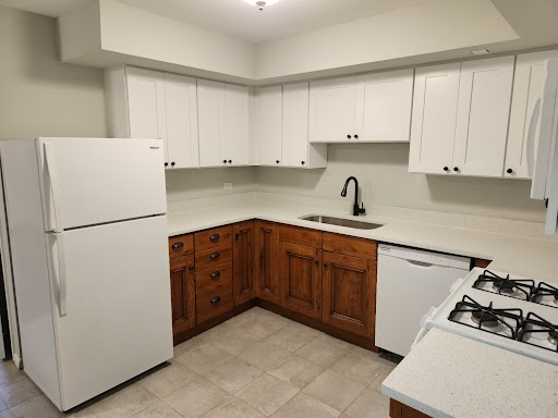 165 Dover Dr #2