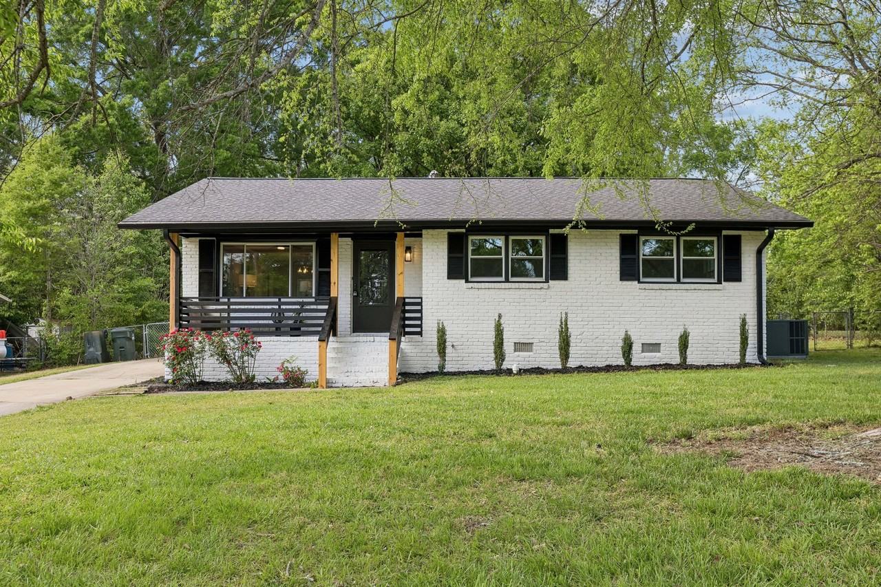 2075 Franklin St