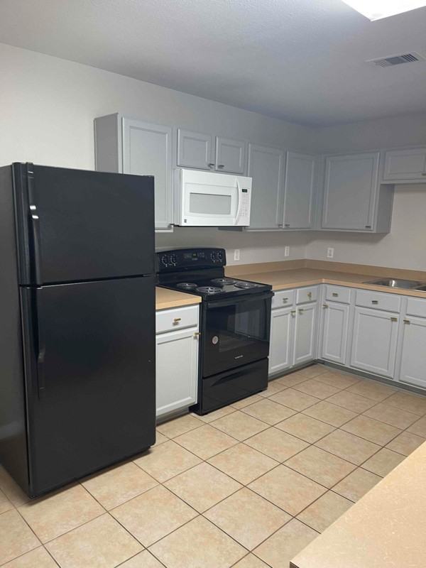 23227 High Point St #41A - Photo 4 of 10