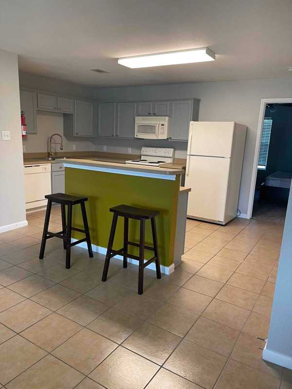 23229 High Point St #41B - Photo 3 of 21