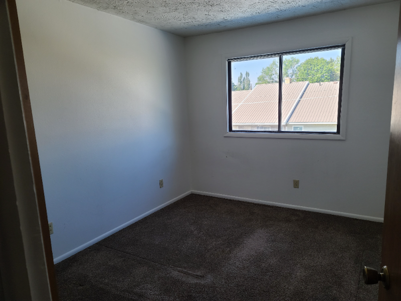 238 Dale Dr #238 - Photo 4 of 8