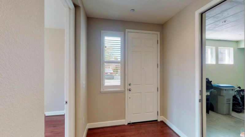 1279 Water Lily Way - Photo 4 of 9