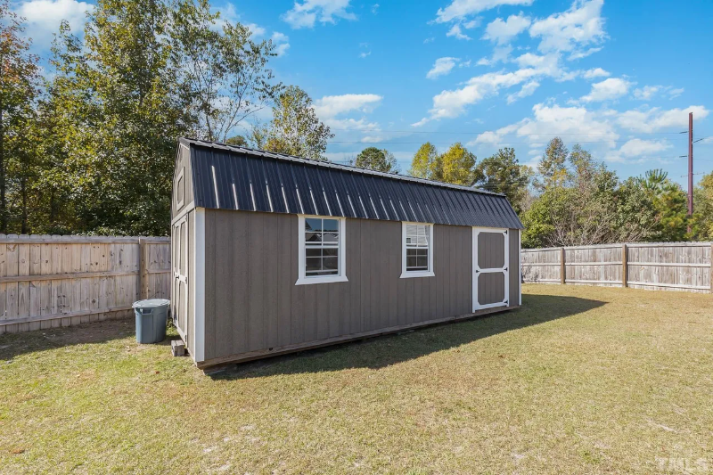 498 Cape Fear Rd - Photo 3 of 31