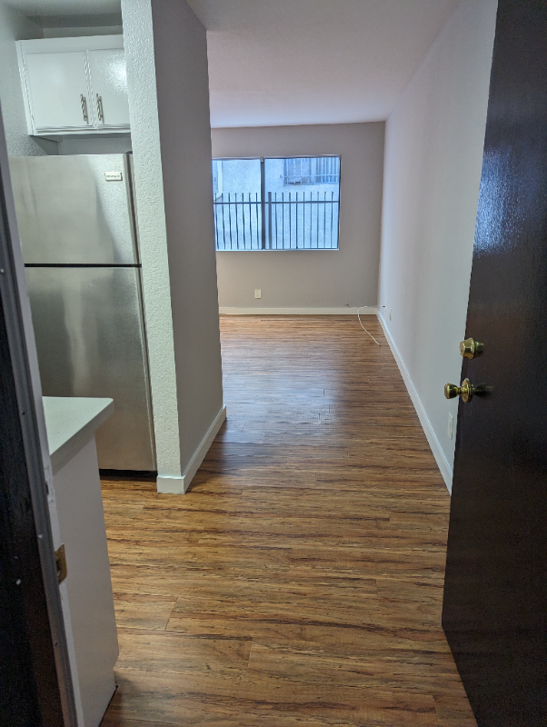 7014 Lanewood Ave #5
