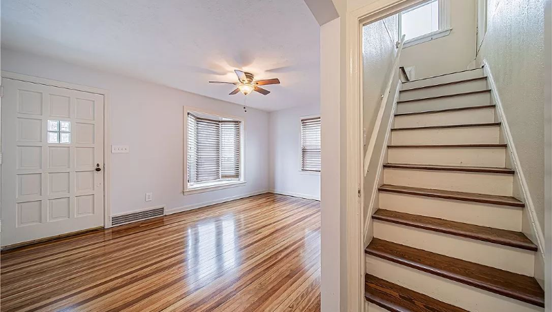 25770 Farringdon Ave - Photo 5 of 7