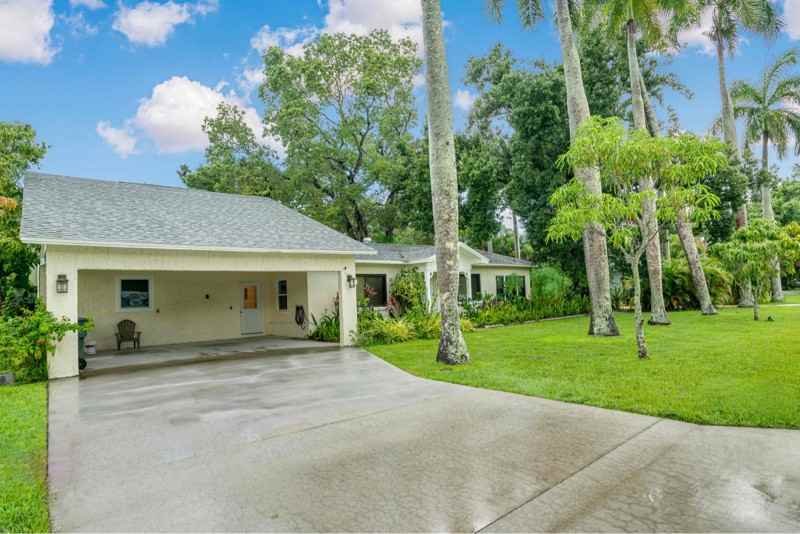 1540 Alhambra Dr #A - Photo 4 of 25