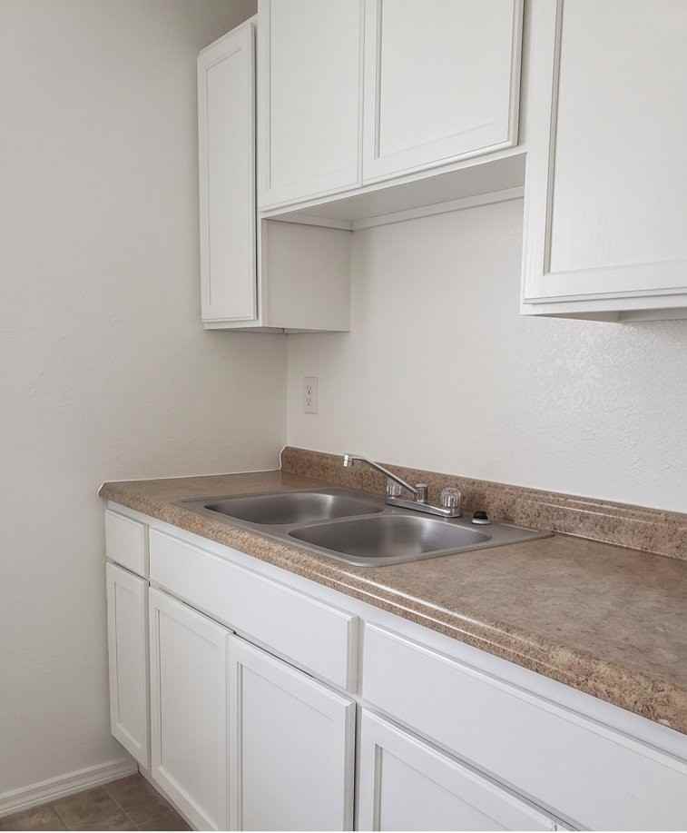 119 117,W Lee St Harlingen Tx #3 - Photo 6 of 7