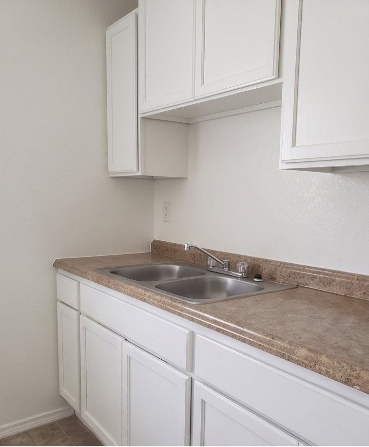 119 117,W Lee St Harlingen Tx #5 - Photo 6 of 7
