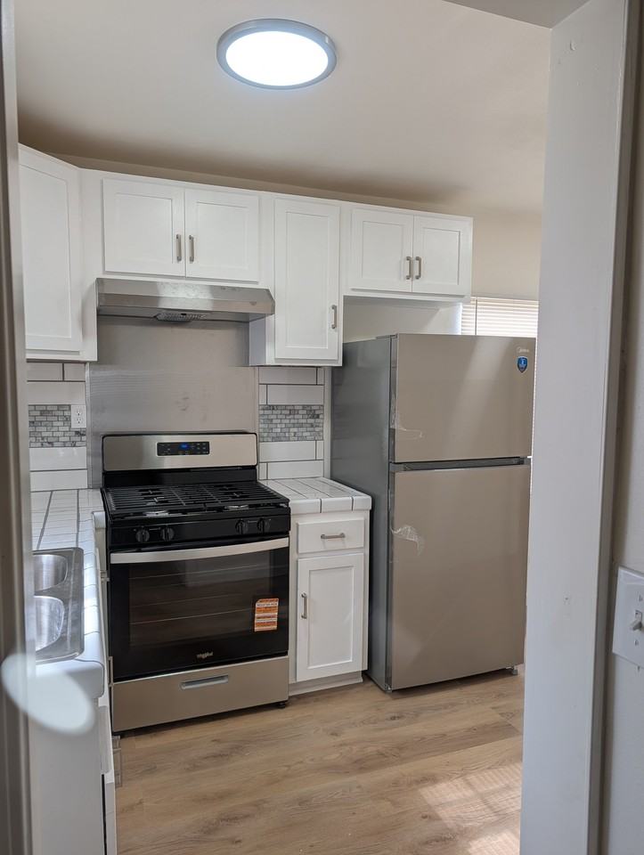 142 W 111th Pl #142 - Photo 2 of 8