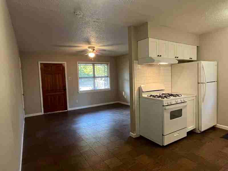 356 Williford St - Photo 5 of 14