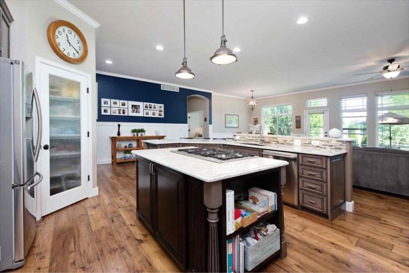 11711 Beasly Rd - Photo 4 of 17