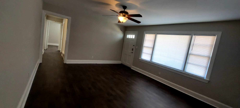 1105 Cedar Ln - Photo 6 of 18