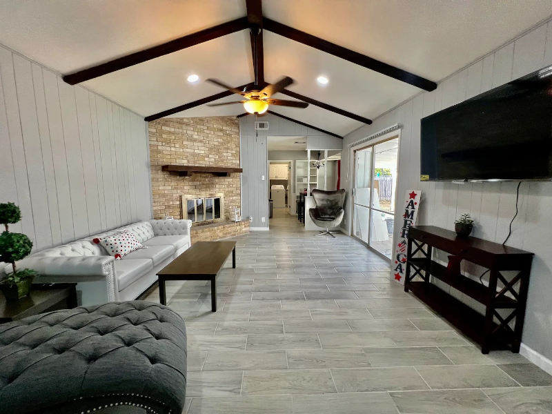 506 Balboa Dr - Photo 3 of 20