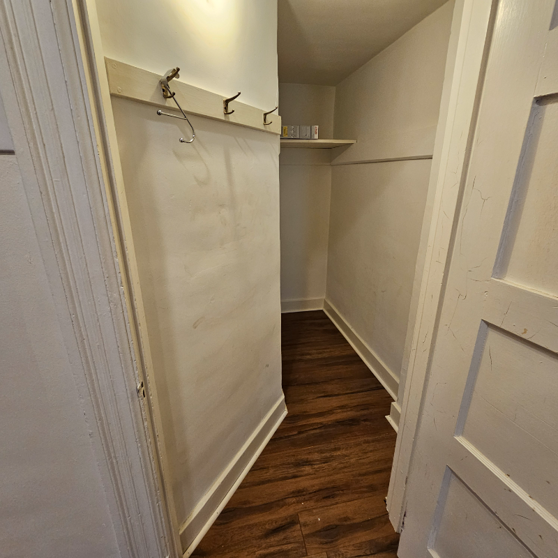 110 California Ave #1stFL - Photo 4 of 26