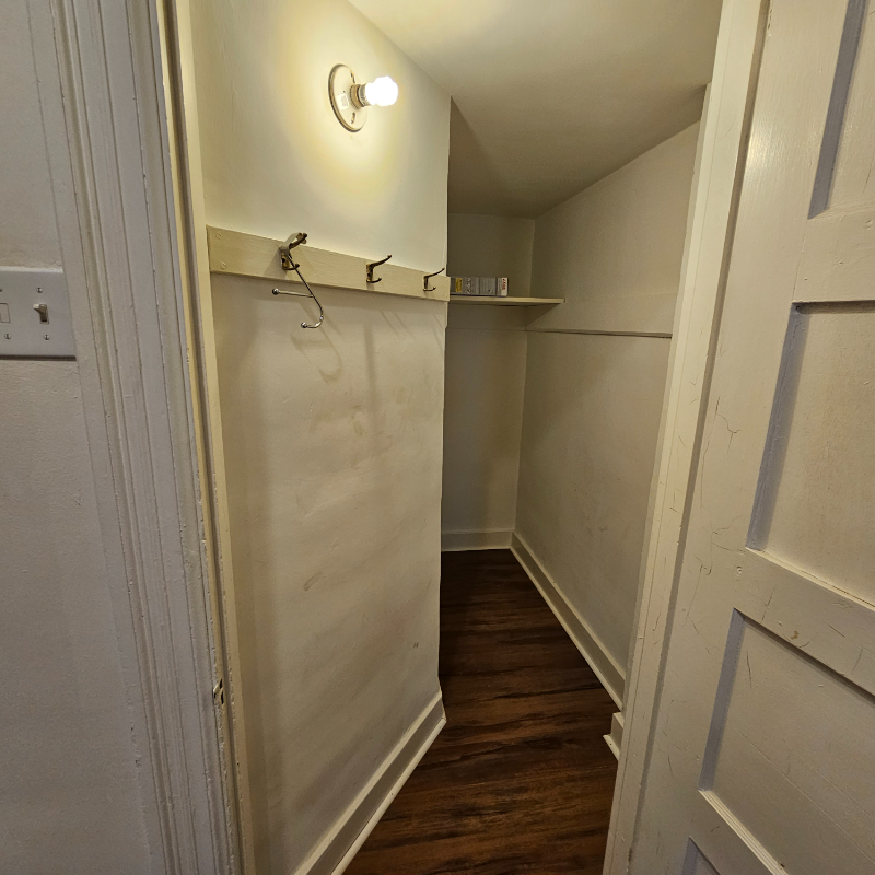 110 California Ave #1stFL - Photo 5 of 26