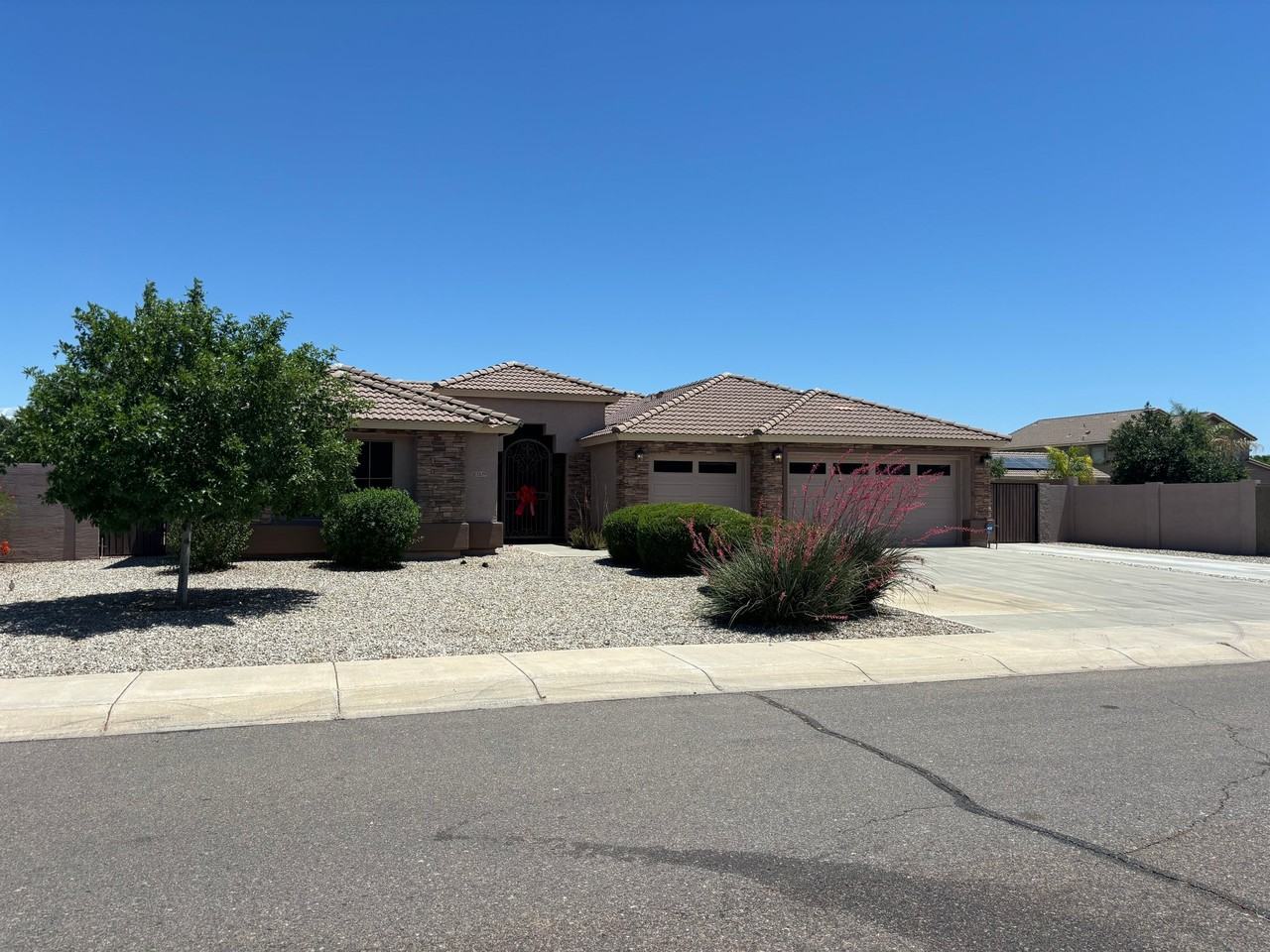 32139 N Caspian Way - Photo 2 of 6