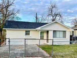 featured image of 7949 Blue St