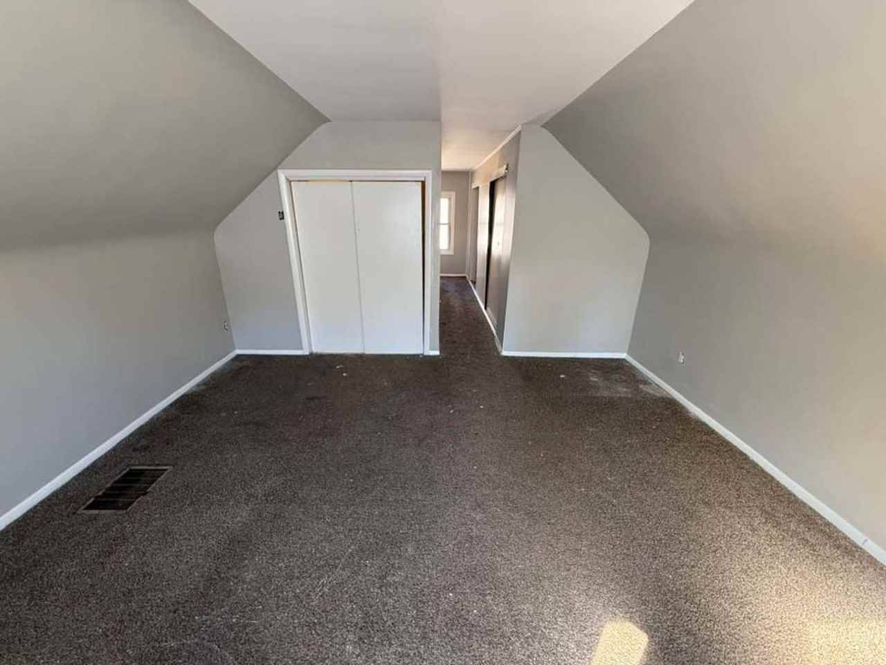 18107 North Blvd - Photo 6 of 13