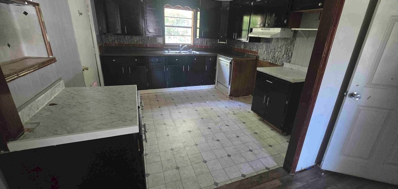 1010 Porter St #NA - Photo 2 of 9