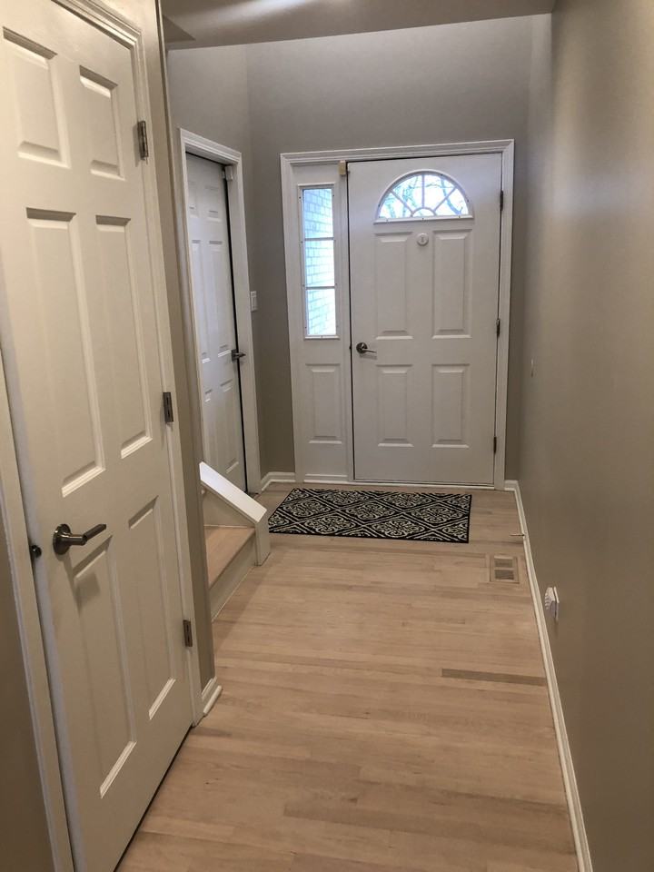 7918 W 105th St - Photo 2 of 23