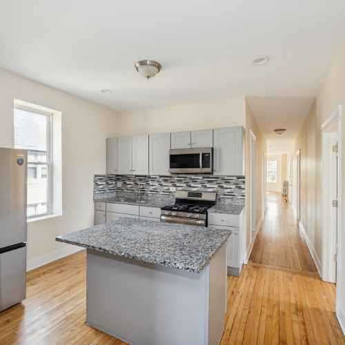 7551 S South Shore Dr #3 - Photo 5 of 15
