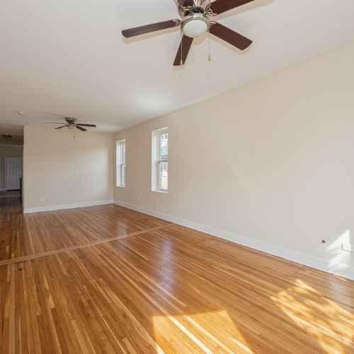 7551 S South Shore Dr #3 - Photo 6 of 15