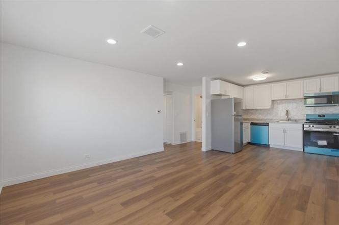 3846 25th Ave #3 - Photo 4 of 14