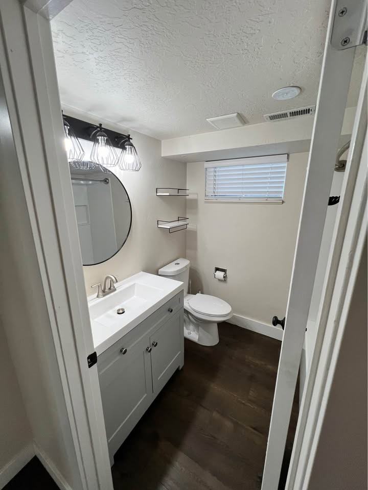 1183 W 5525 S - Photo 7 of 10