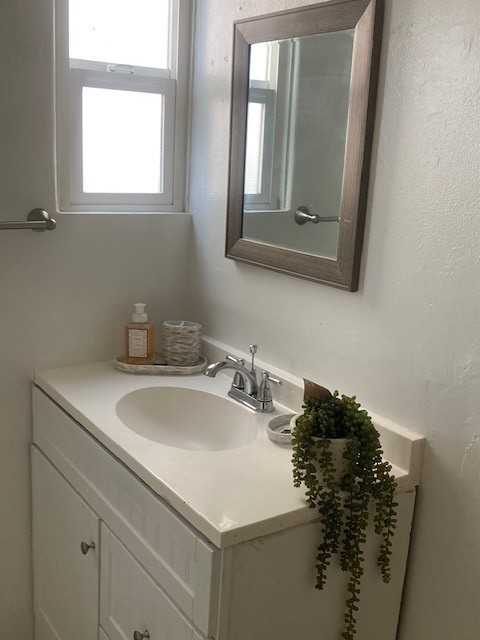 4188 Chamoune Ave #NA - Photo 6 of 9