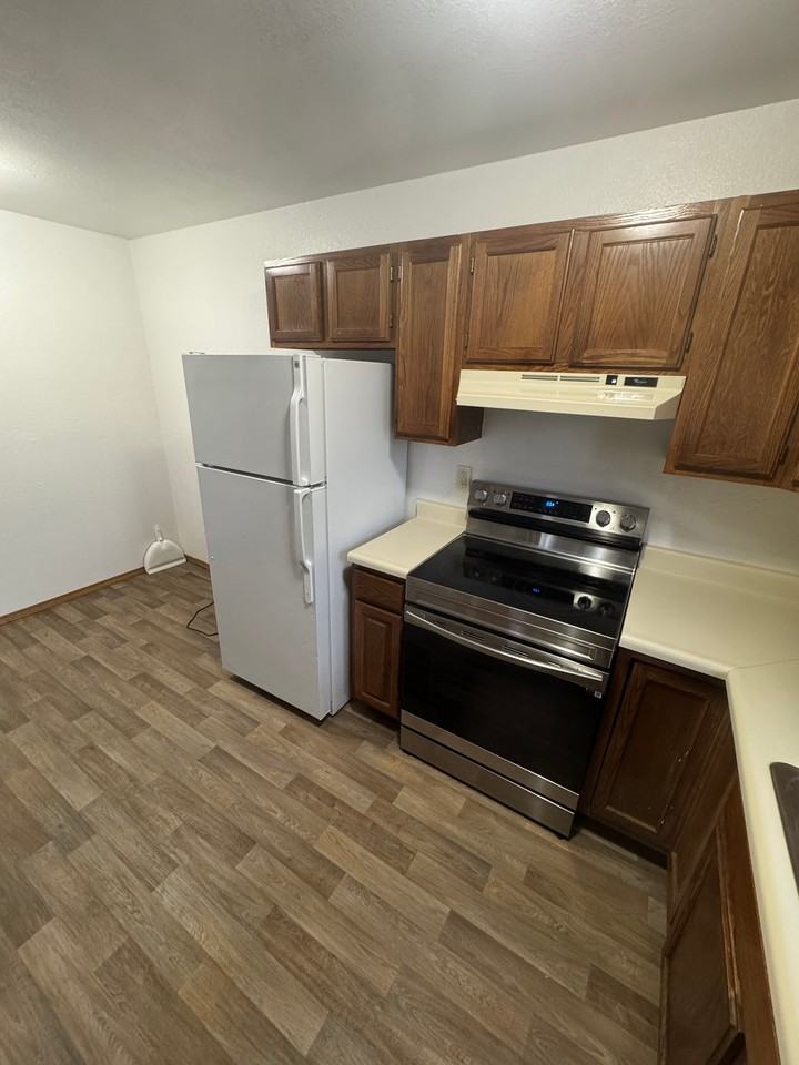 228 Princess Dr #3 - Photo 2 of 9
