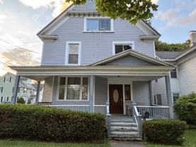 284 Washington St #A - Photo 1 of 1