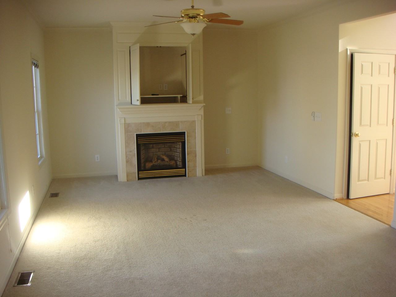 183 Creek Curve Dr #NA - Photo 3 of 10