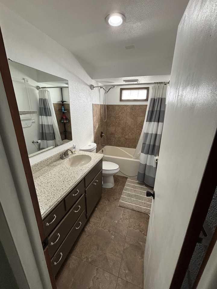 17 Meridian Rd #NA - Photo 3 of 12