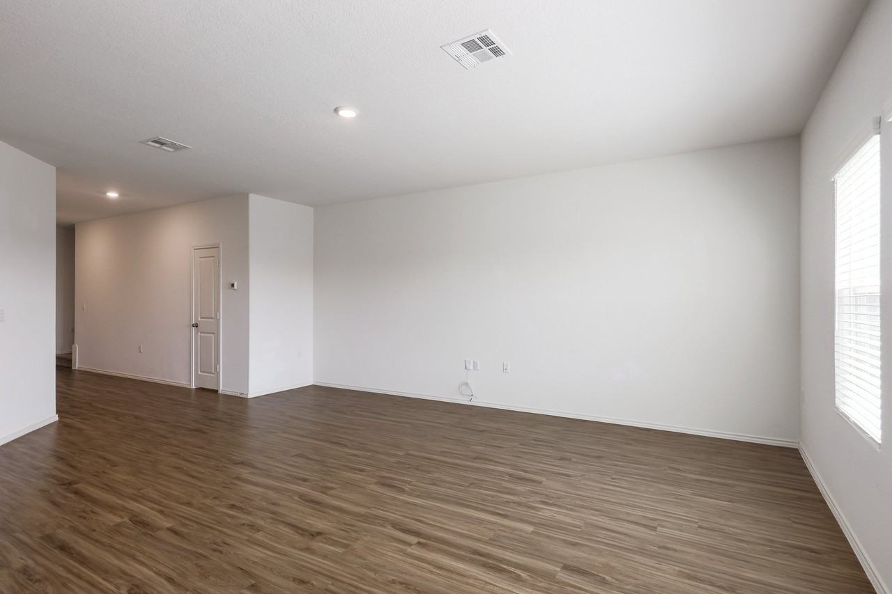 2513 Forgetmenot Ln #NA - Photo 2 of 20